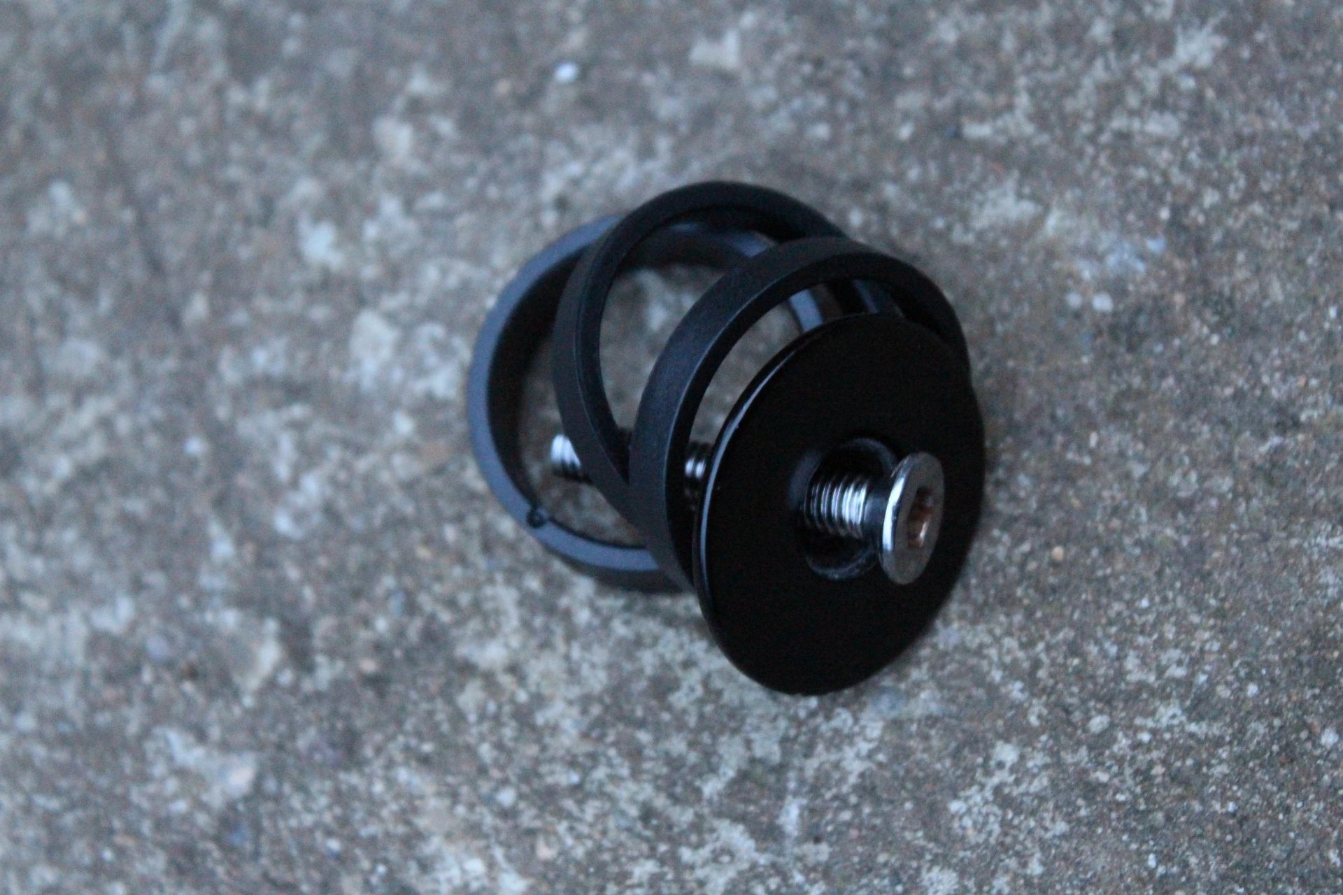 1. Cap cuveta + 3 spacer marca Radon