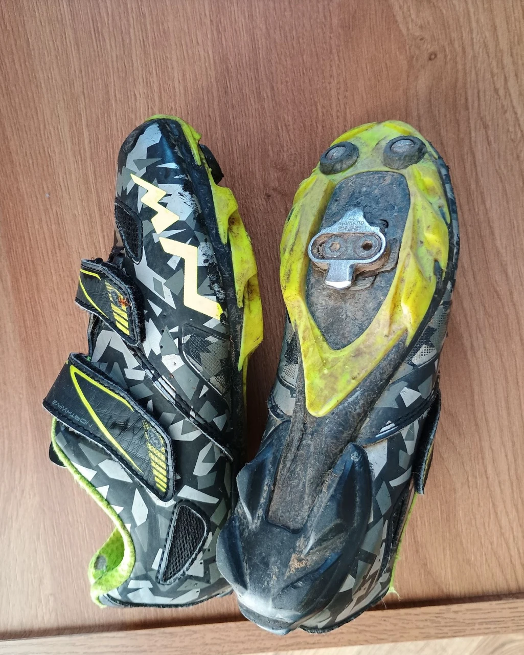 1. Pantofi ciclism SPD Northwave Hammer junior nr 34 pentru copii