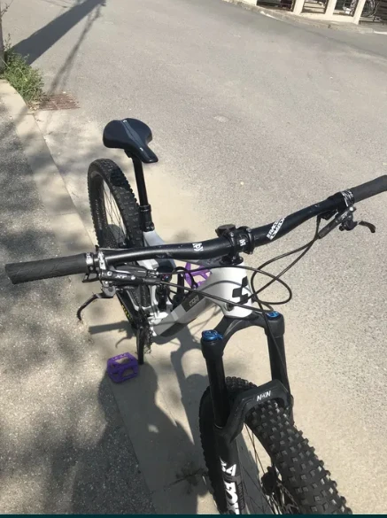 4. Cube stereo 140 hpc race carbon 2021(Enduro,Downhill,Full Suspension)