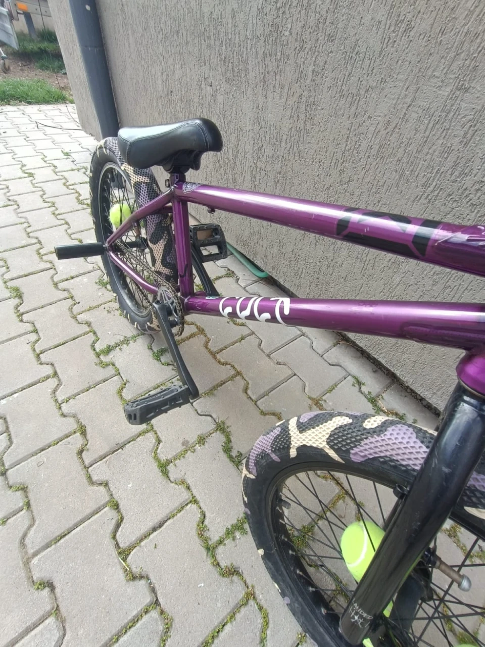 3. Vând bicicletă BMX custom