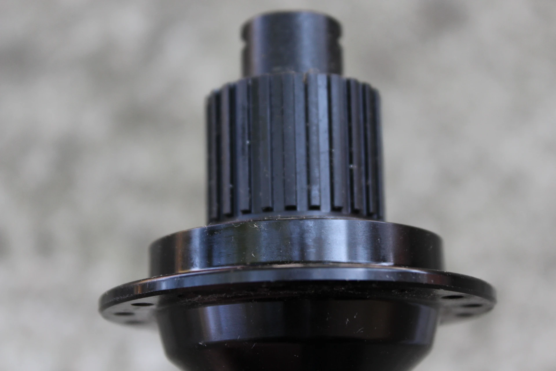2. Shimano FH-MT510-B Center-Lock butuc spate MicroSpline 12x148mm