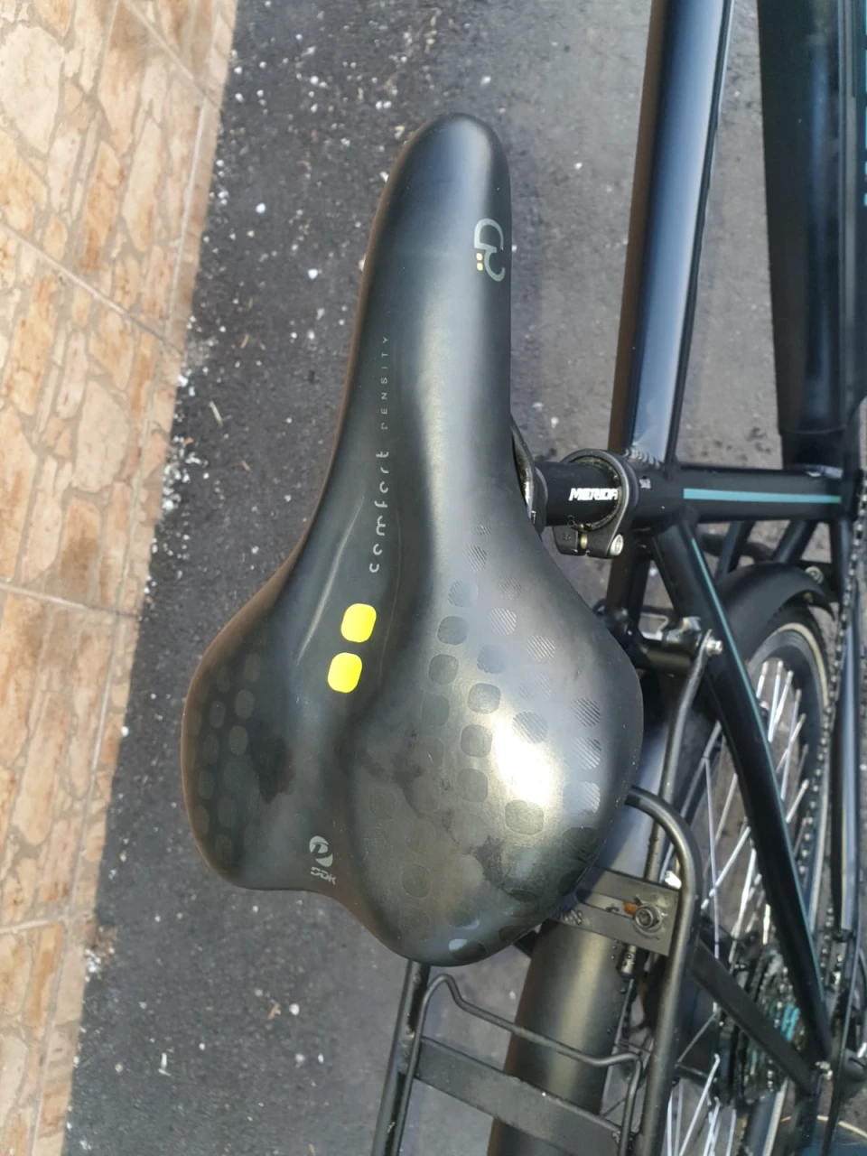 6. Vând bicicletă electrică asistată Yosemite