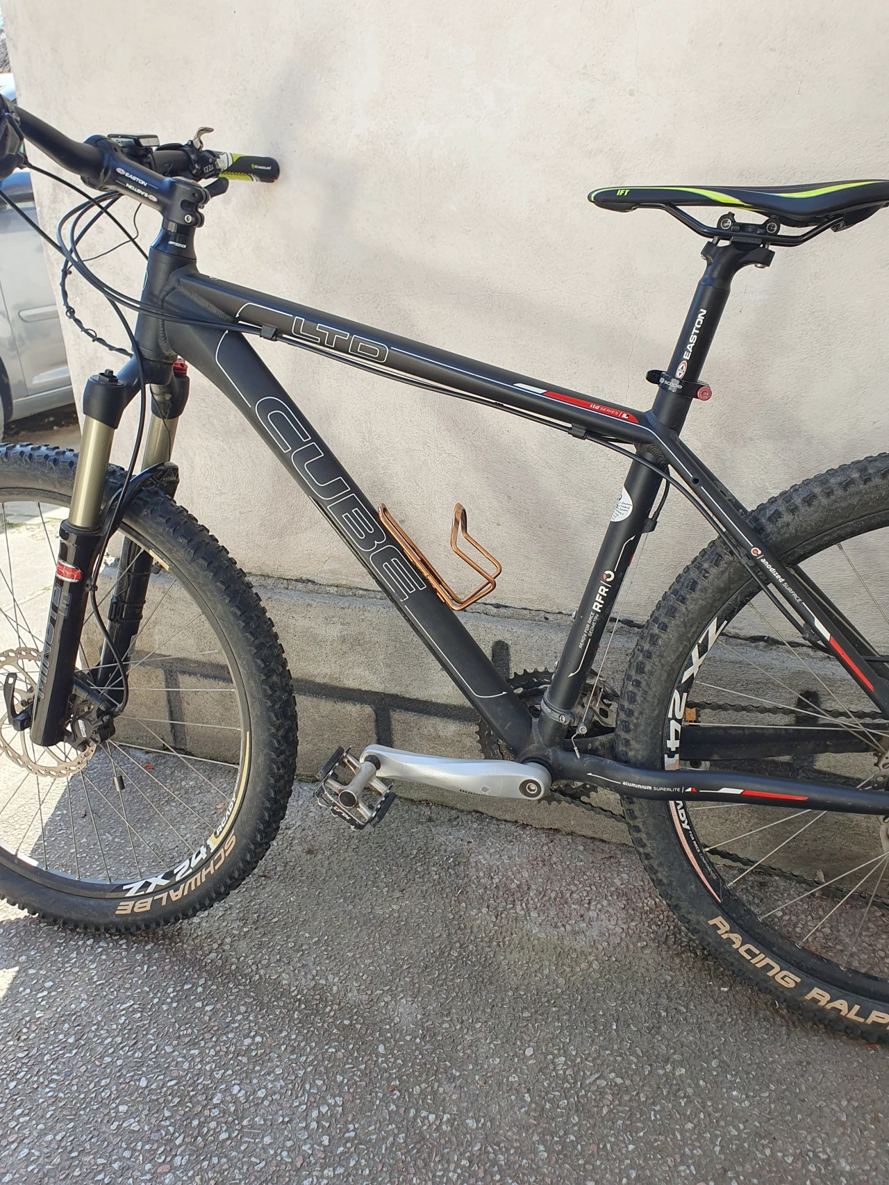 1. Mtb CUBE Ltd Black 26" magura shimano xt 27vit