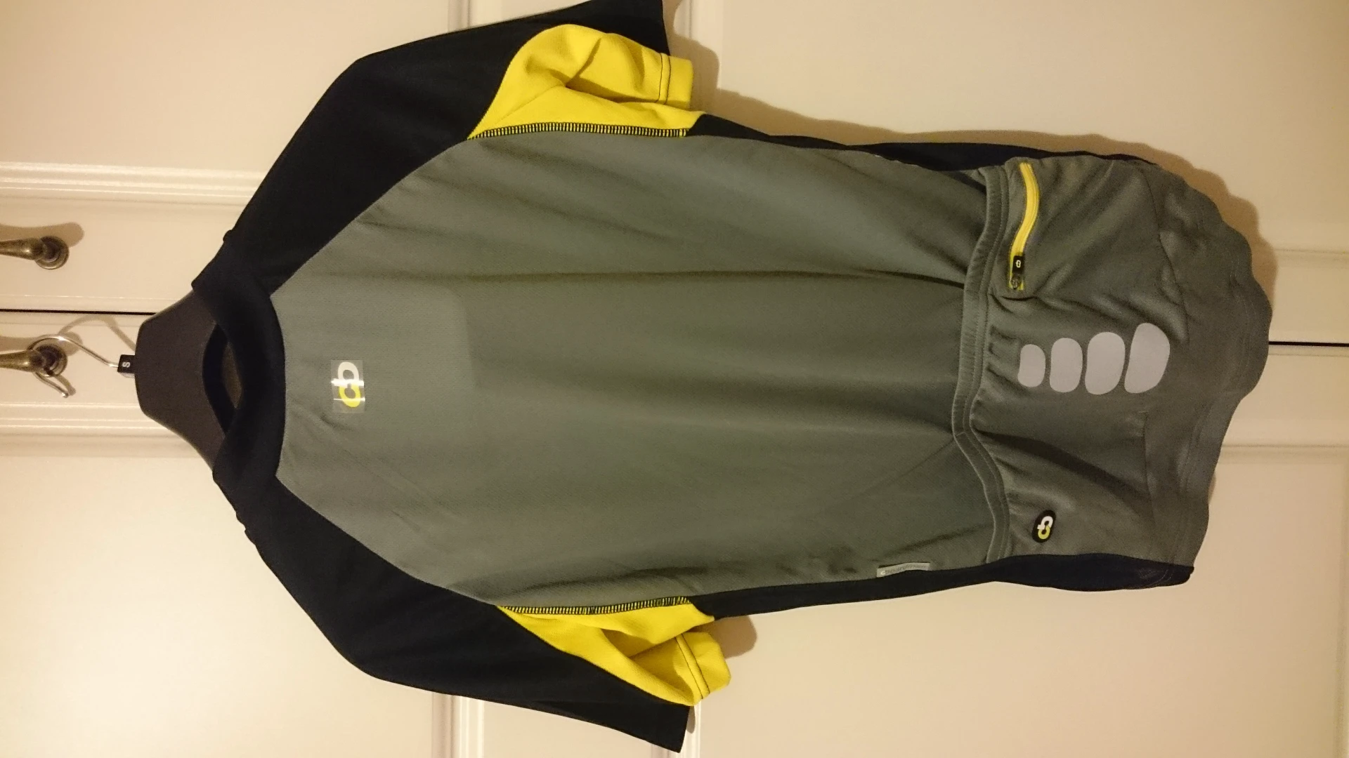 1. Vand tricou barbati Boardman, NOU