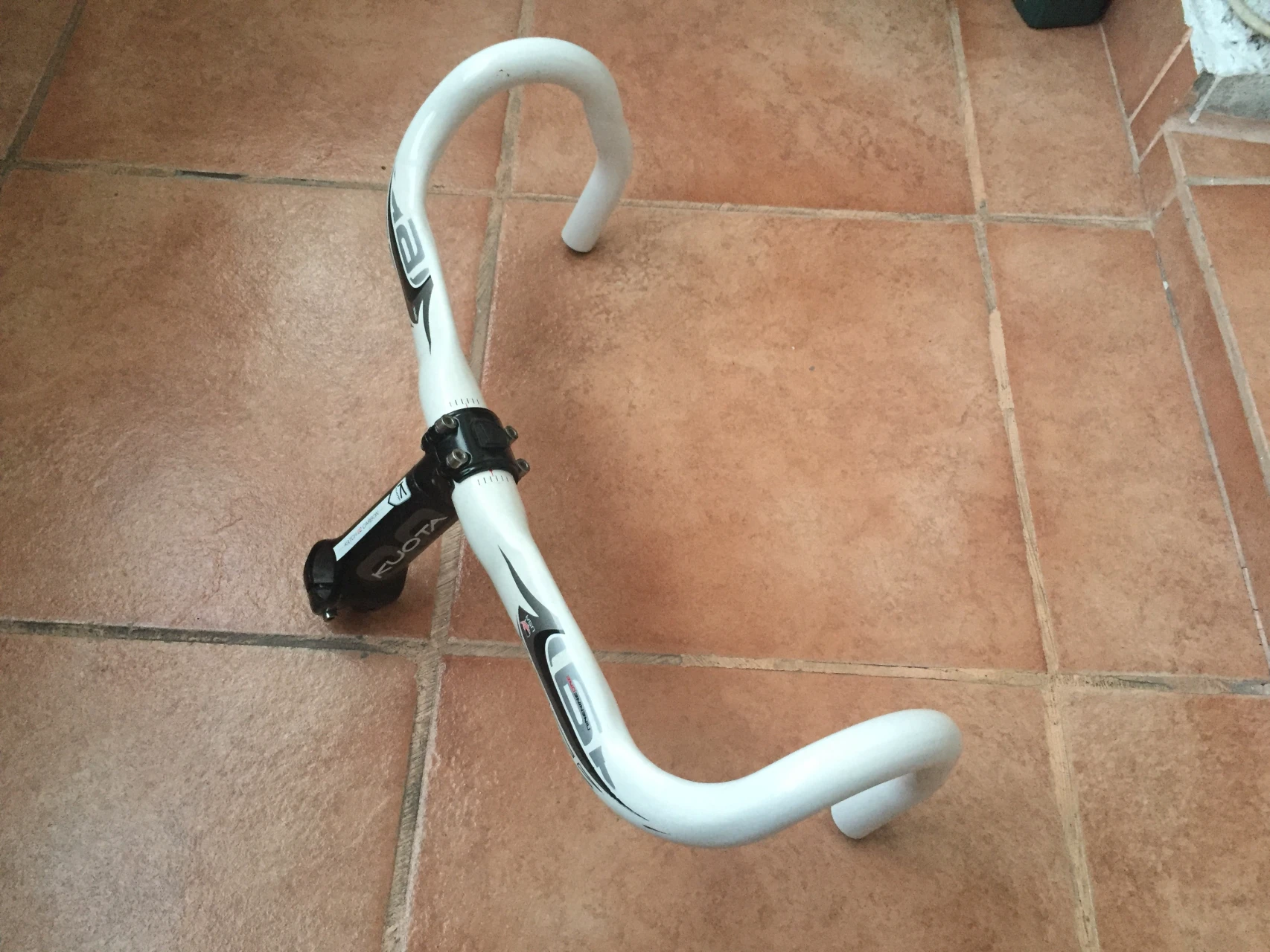 1. Ghidon aero