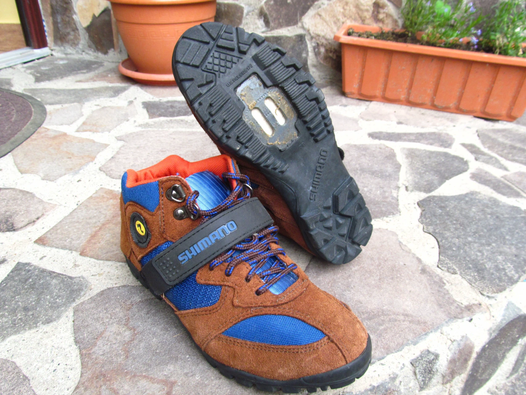 1. Pantofi Shimano SH-M055 nr 38, 23.5cm