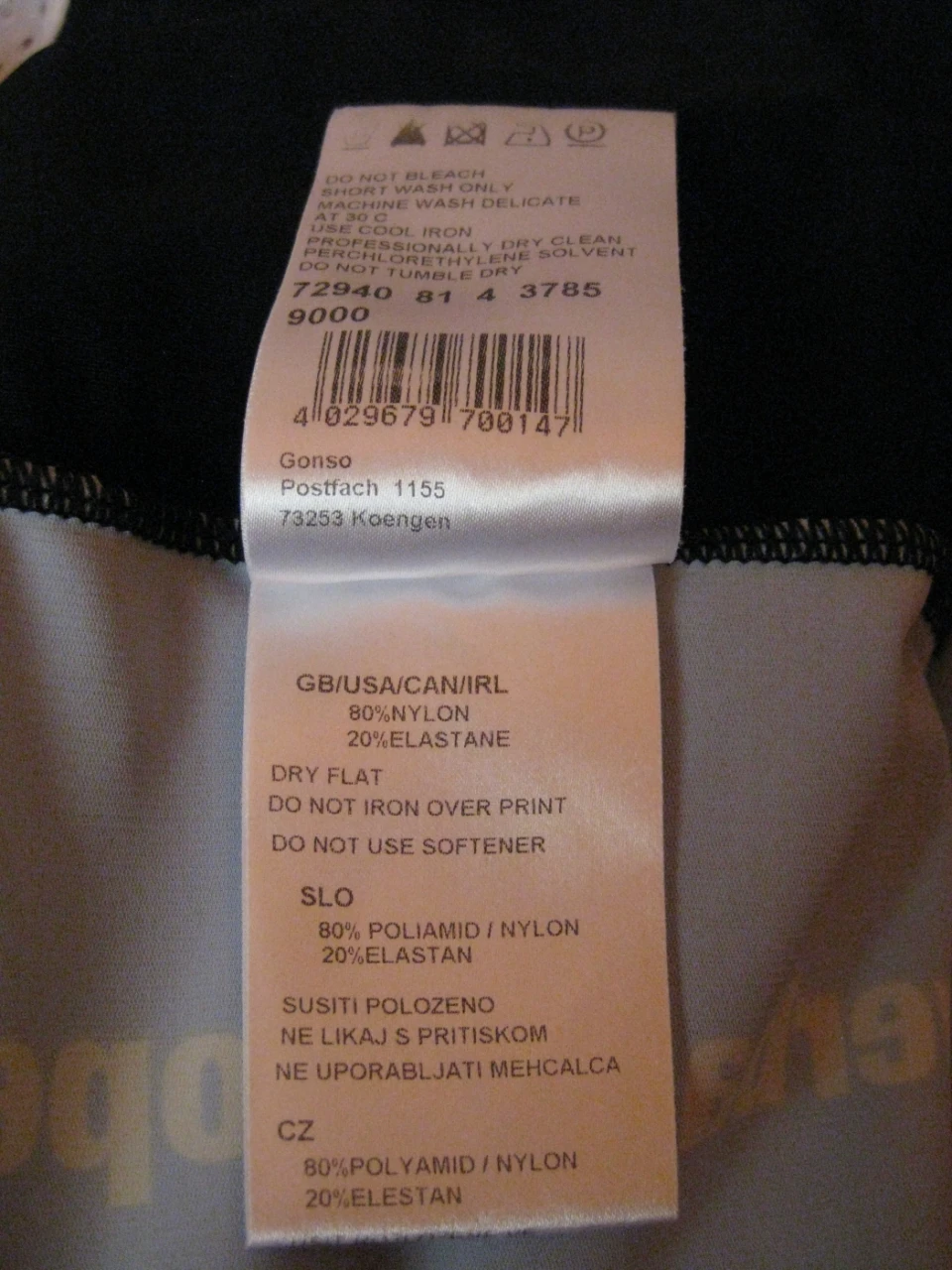 1. Pantaloni GONSO