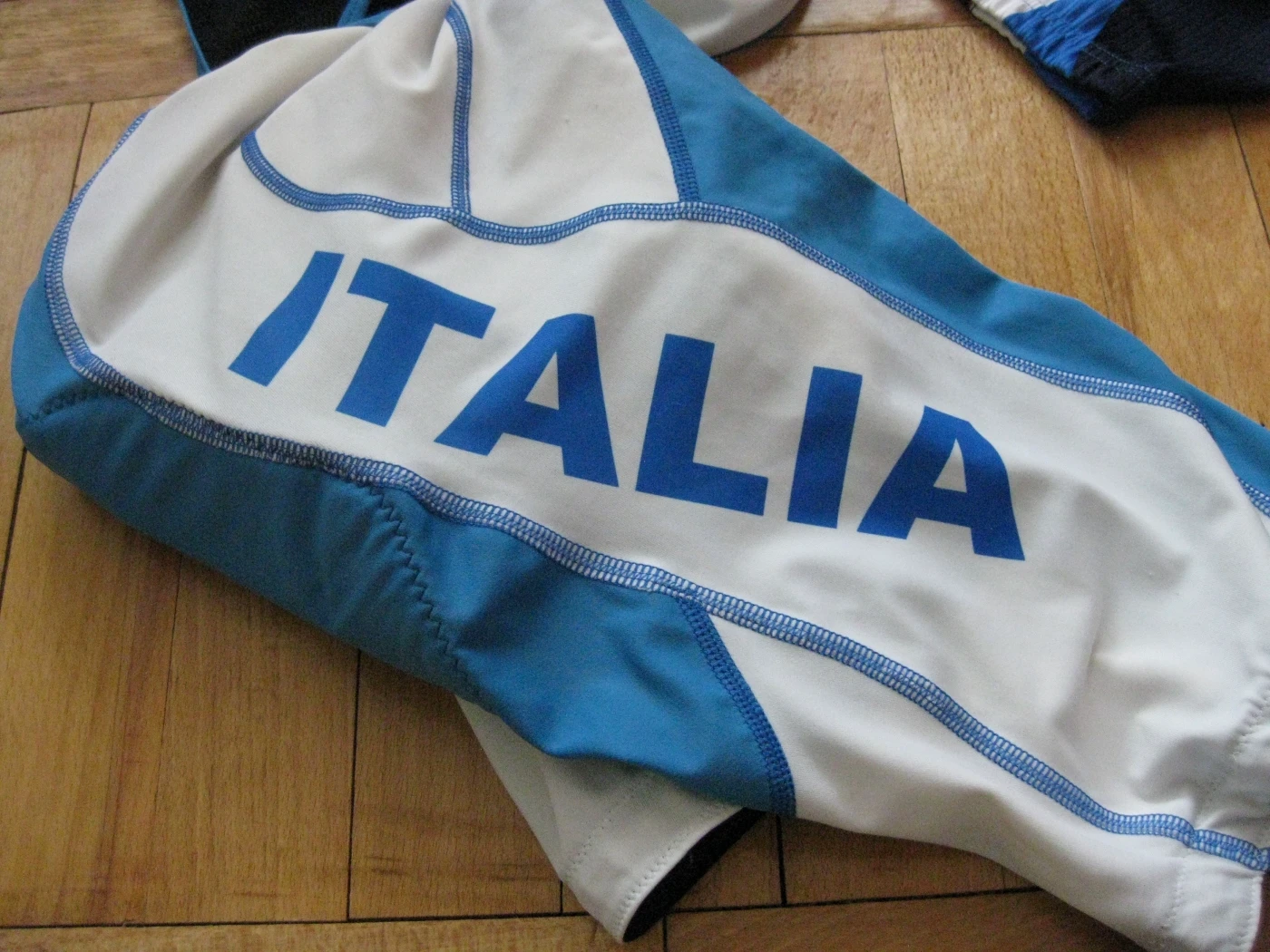 1. Pantaloni SPORTFUL Marimea S