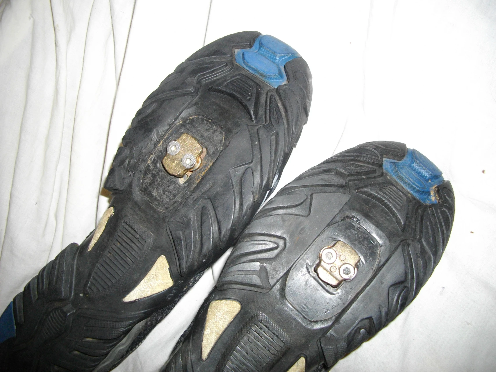 1. Shimano mt33L