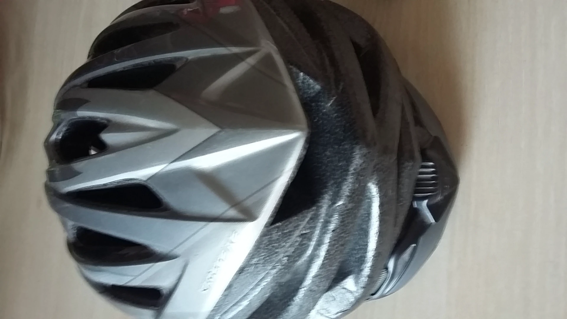 1. Casca Bicicleta / Ciclism Bel
