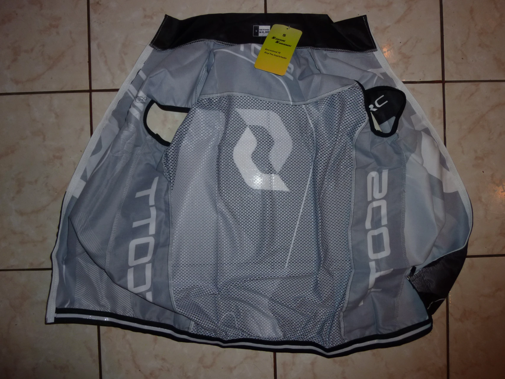 1. Vesta windstopper Scott negru noua