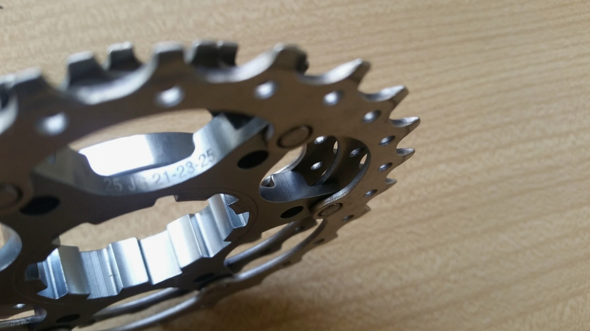 1. Shimano Ultegra 21-23-25