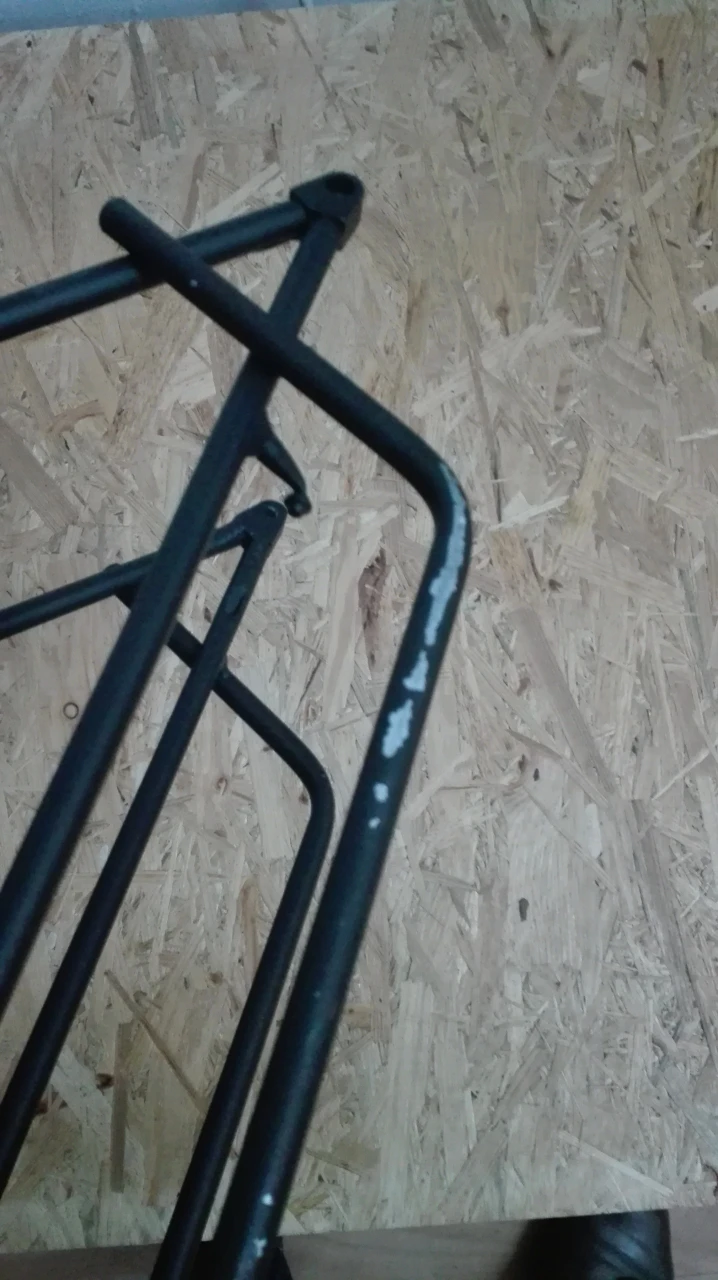 1. Aripi SkS cu portbagaj pt roti de 28"