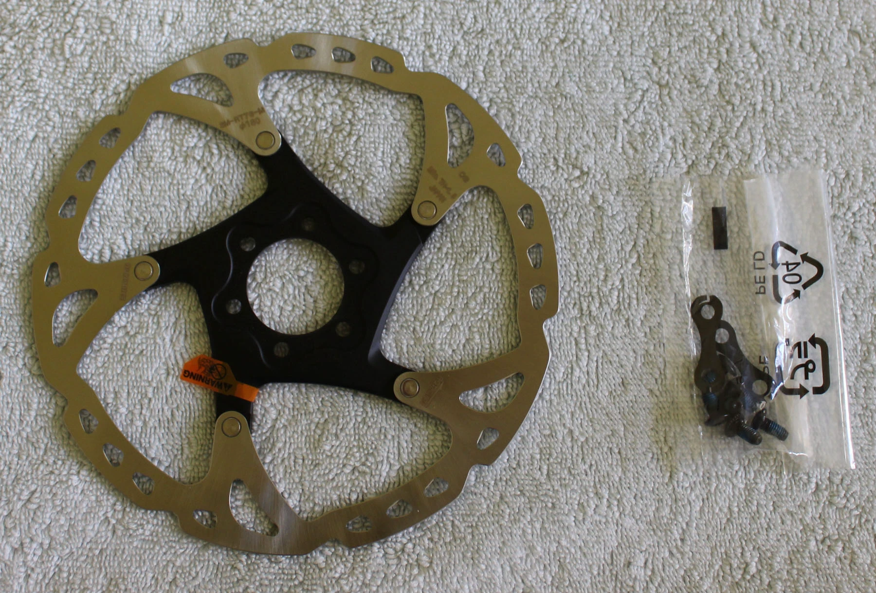 1. Shimano XT SM-RT76M2 - 180mm