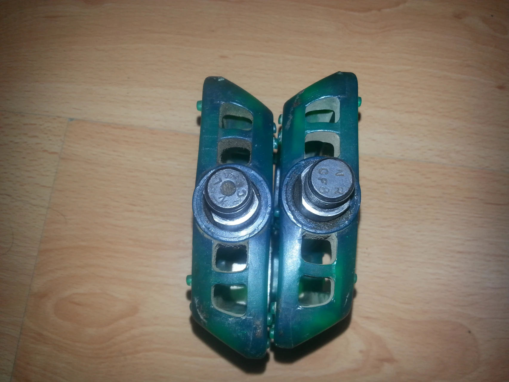2. Pedale Odyssey Negociabil !