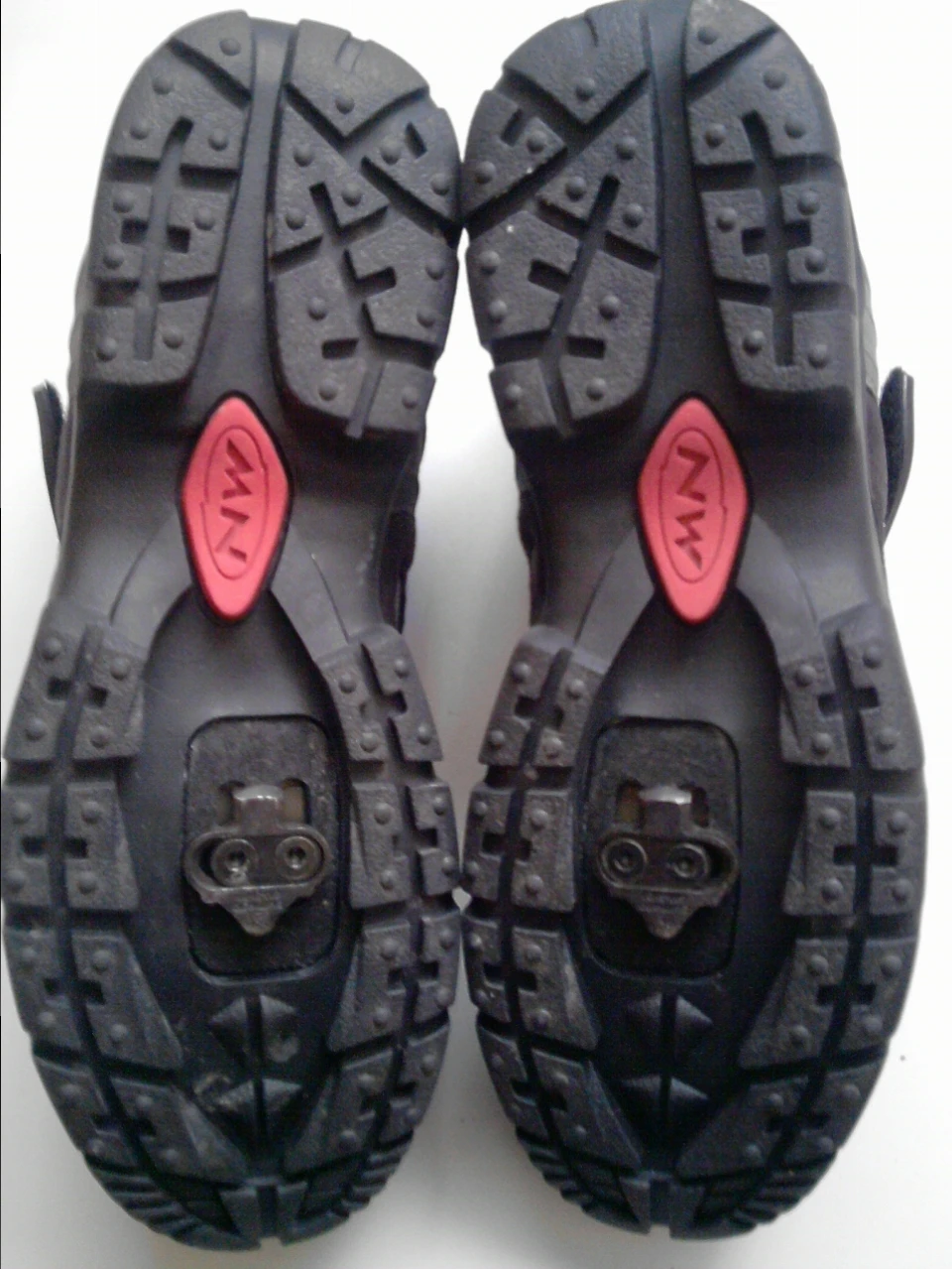 1. Northwave ghete mtb