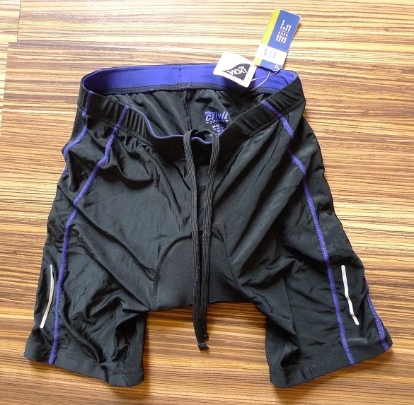 1. Pantaloni Ciclism noi !