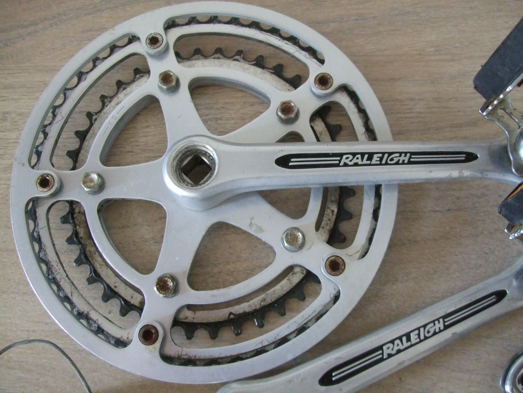 1. Piese originale cursieră Raleigh.