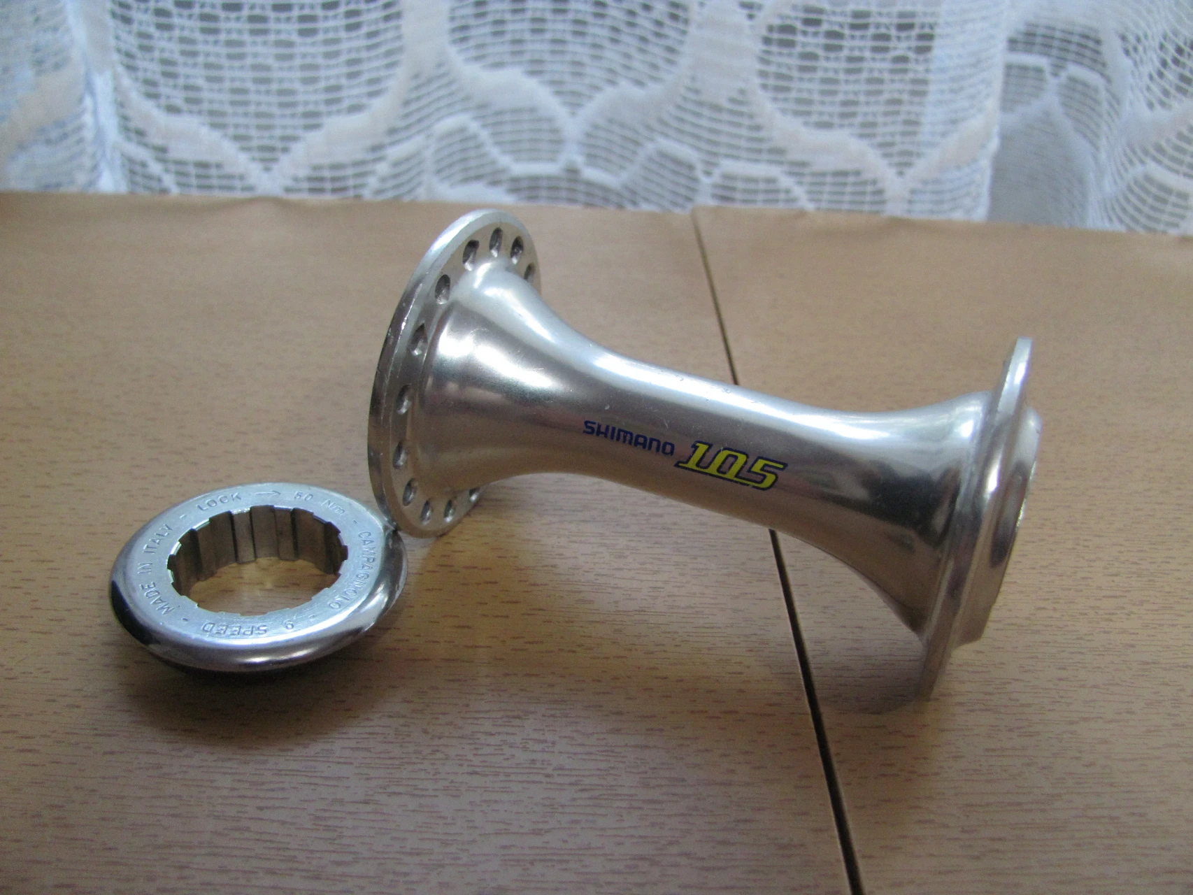 2. Butuc fata Shimano 105 - 5500