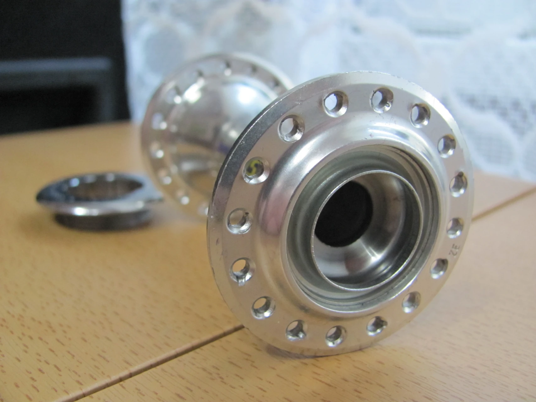 1. Butuc fata Shimano 105 - 5500
