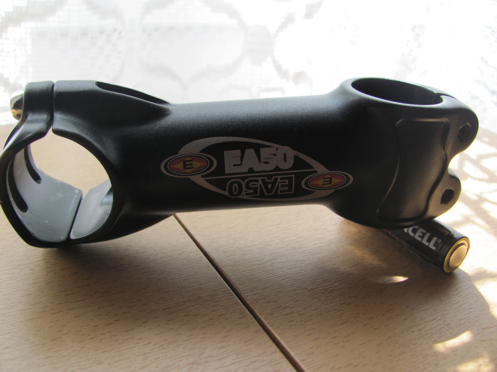 3. Pipa Easton EA50 ( aluminiu )