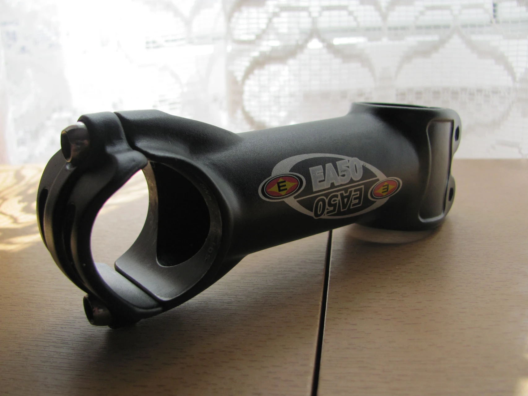 2. Pipa Easton EA50 ( aluminiu )