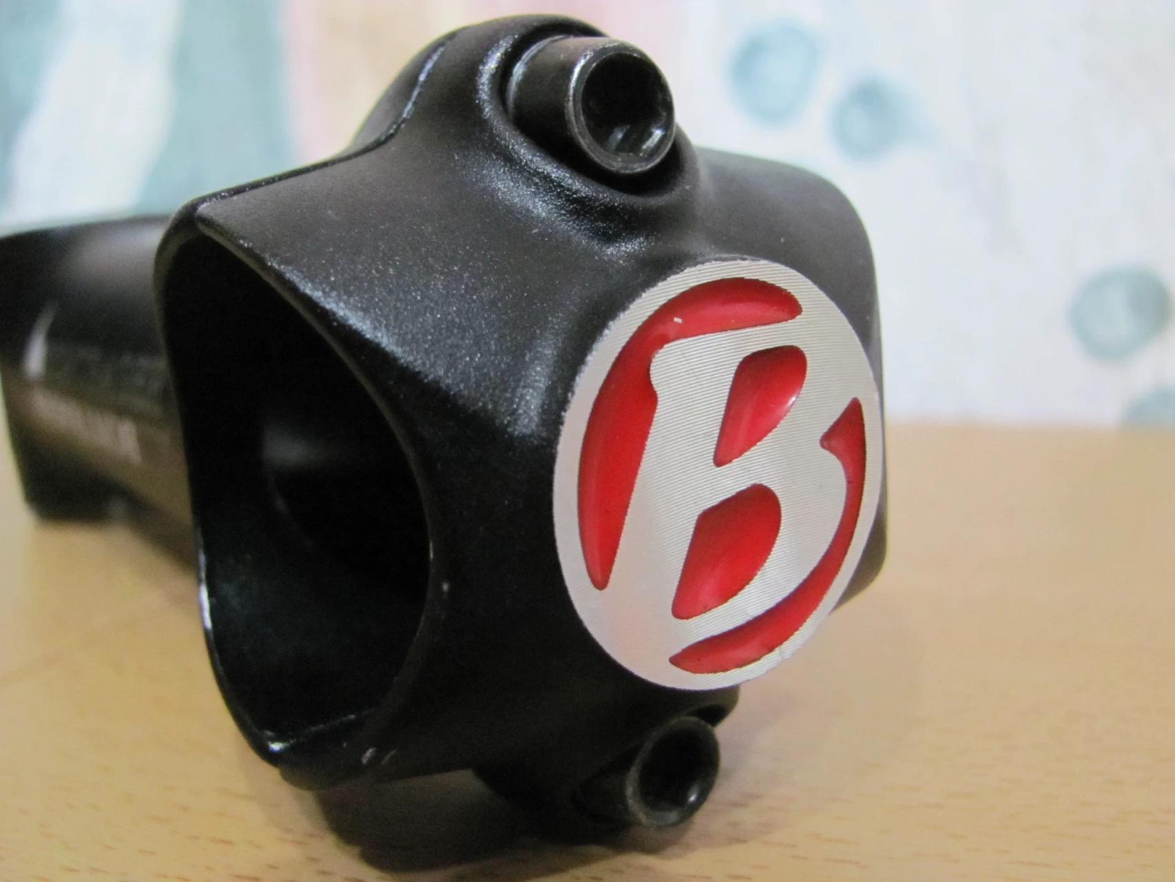 1. Pipa aluminiu Bontrager Race ( 12 cm )