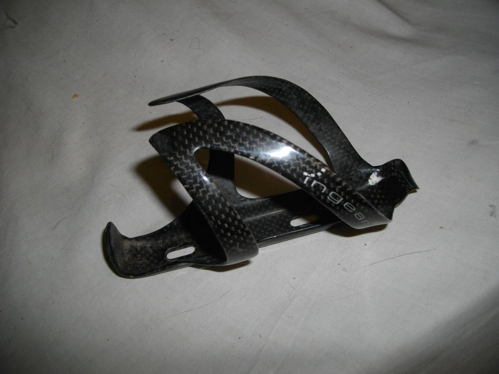 1. Suport Ingear, din carbon