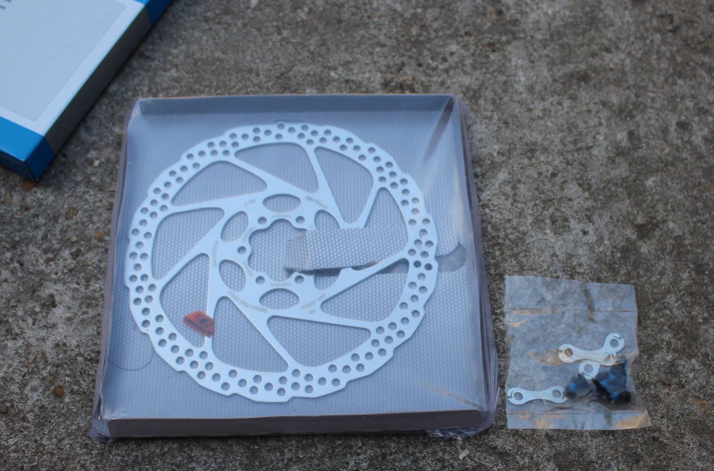 6. Shimano SM-RT56M 180mm disc