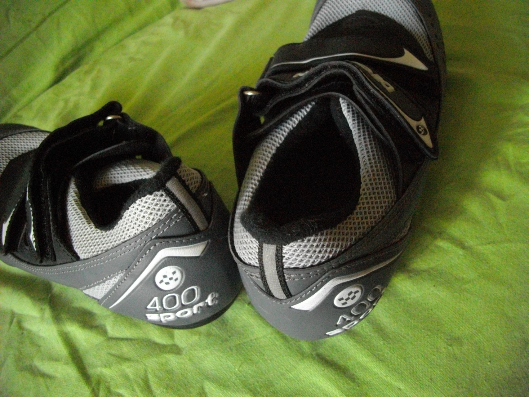 1. Decathlon 400 sport
