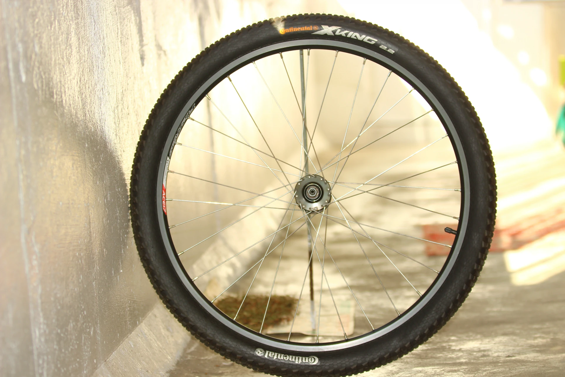 1. Roata spate mtb 26x2.2 everest