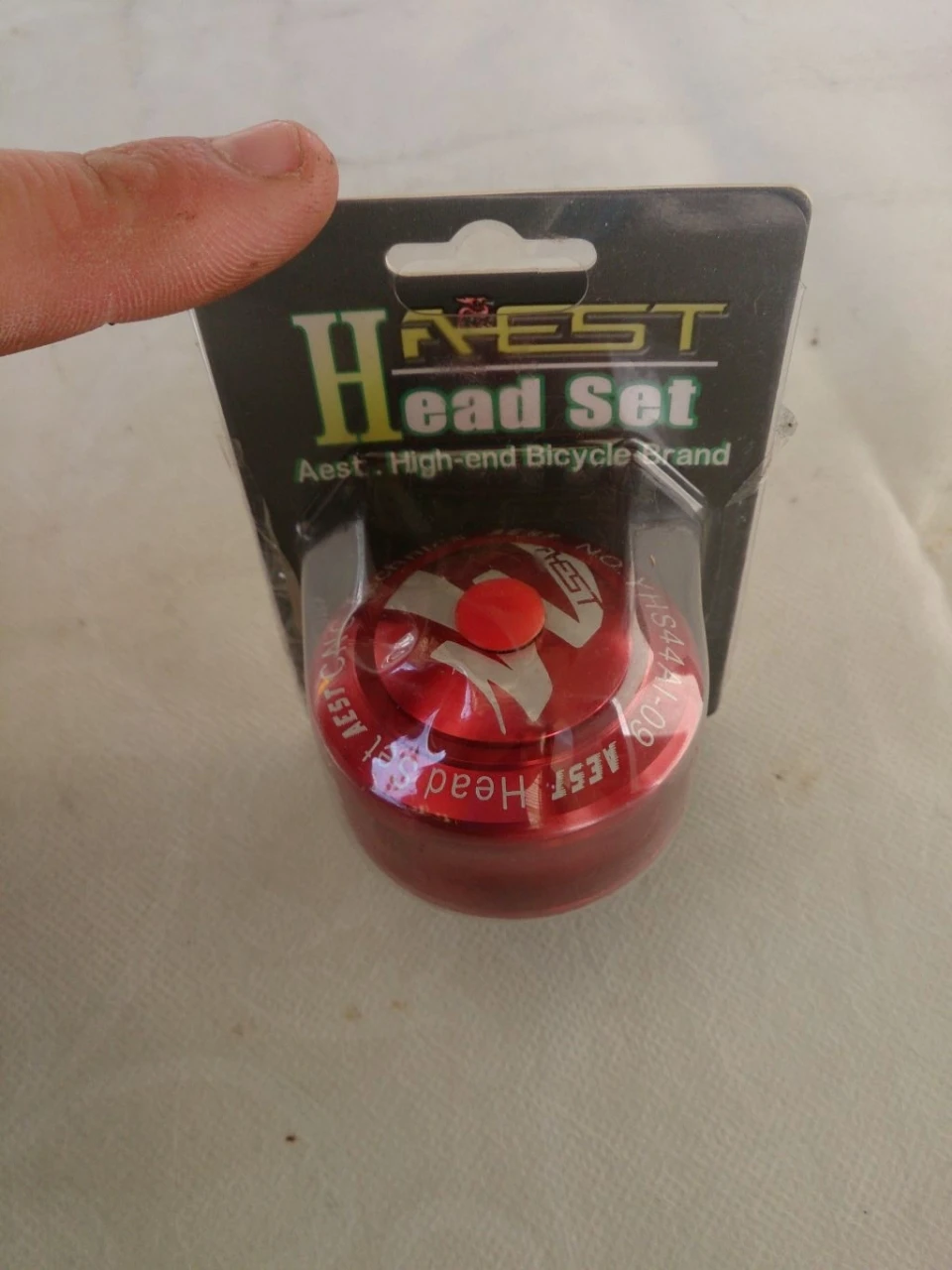 1. Vand cuvete AEST Nou rosu