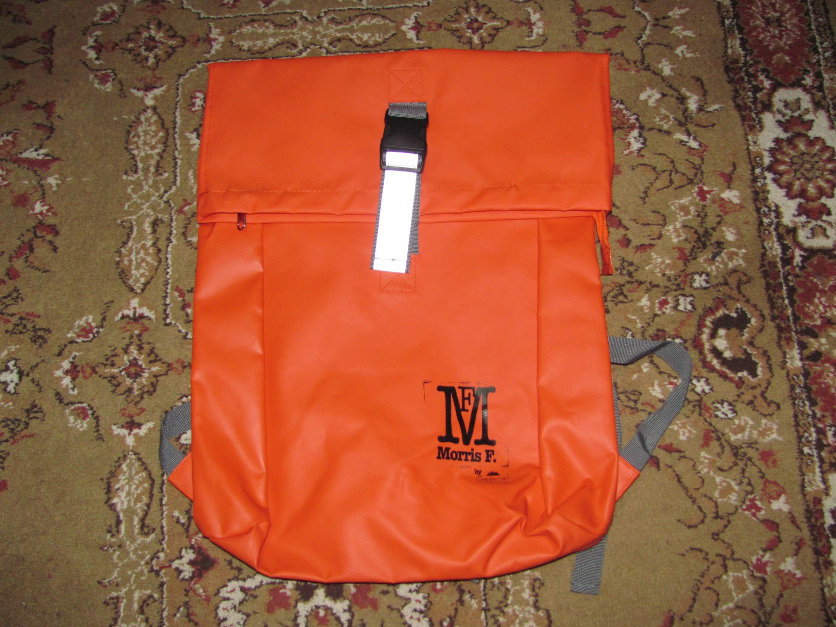5. Rucsac impermeabil Morris F. by Goergl ( 50 ron fix )