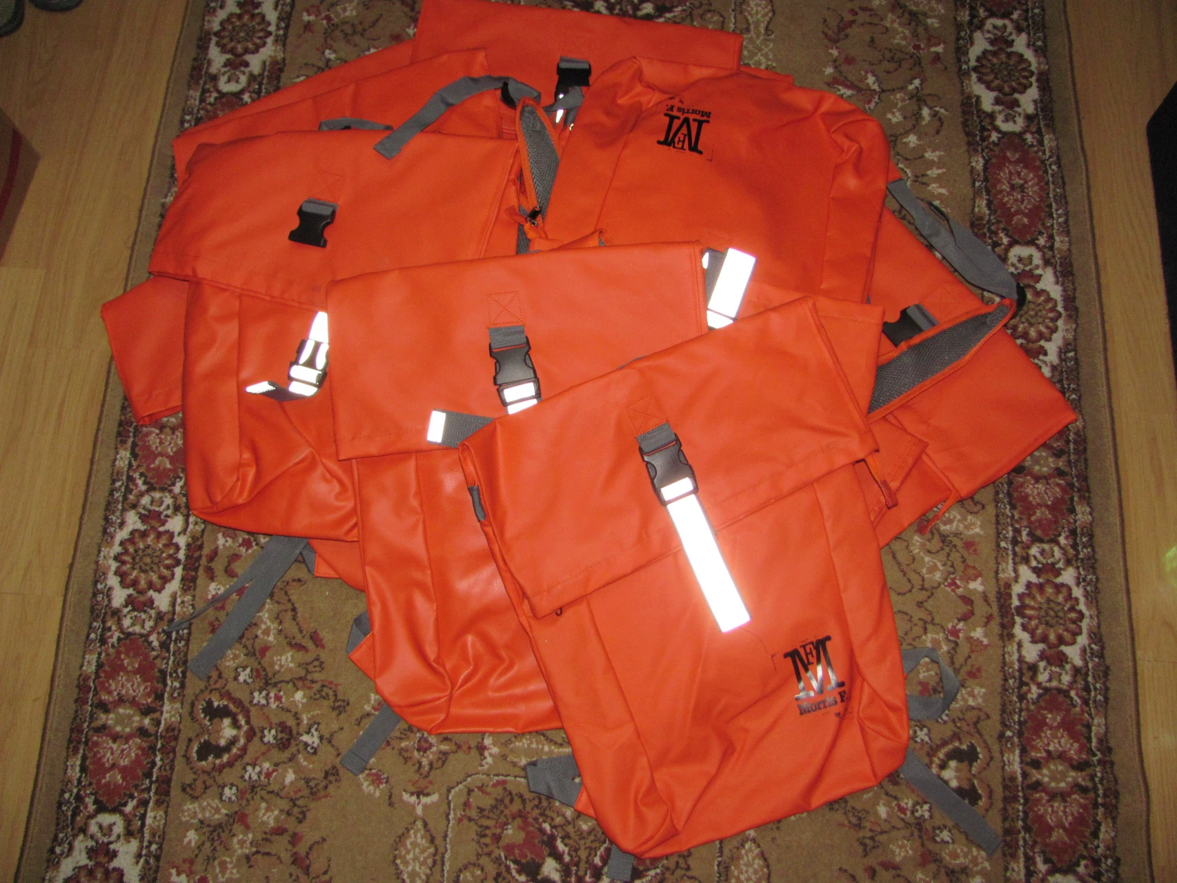 2. Rucsac impermeabil Morris F. by Goergl ( 50 ron fix )