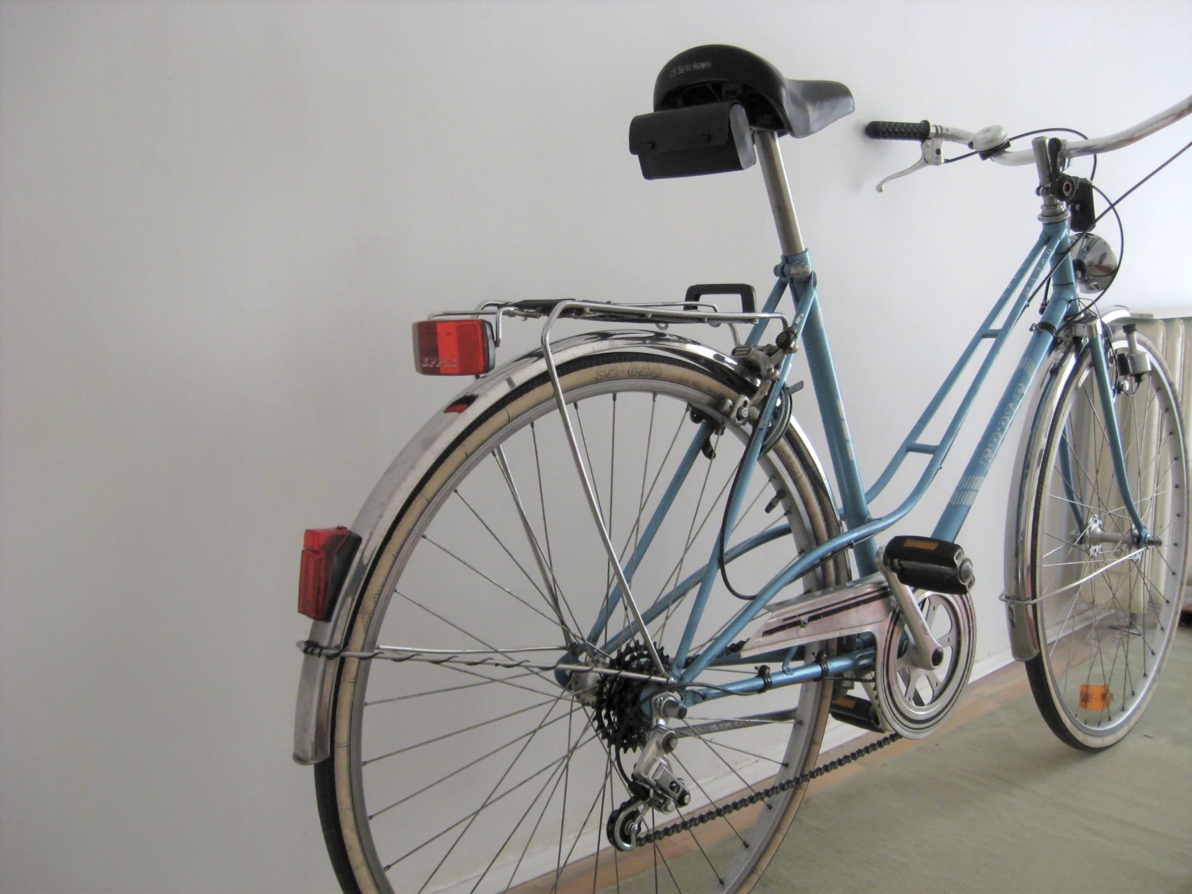 1. Bicicleta cursiera de dama-Epple