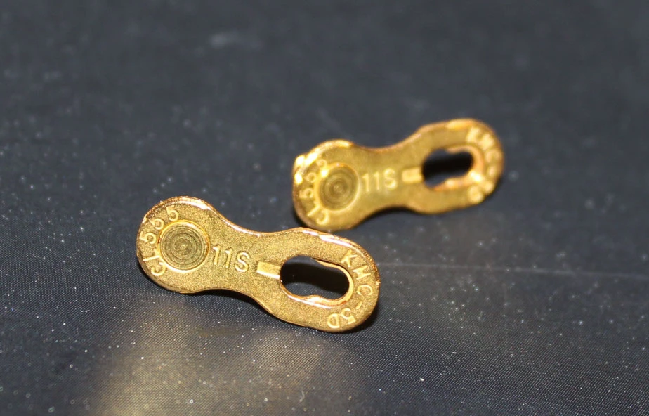 1. KMC Gold Connector Link - 11 viteze