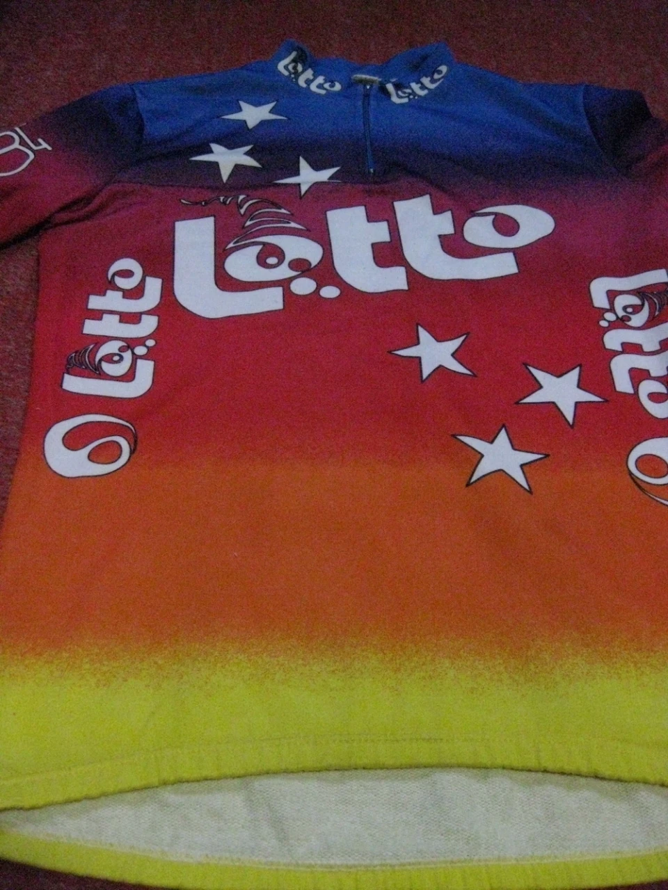 1. Tricou LOTTO Marimea XL