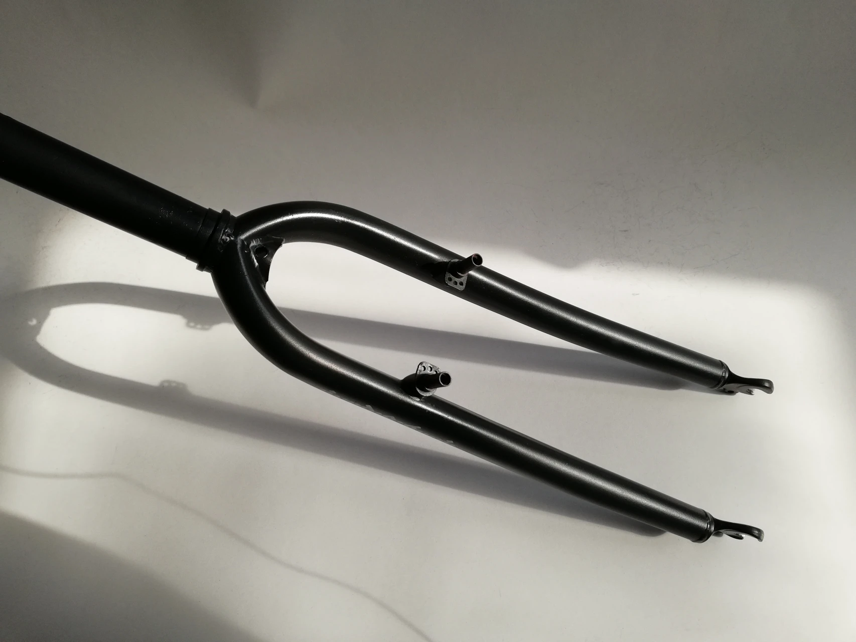 1. Furca mtb otel 1 1/8 cu filet