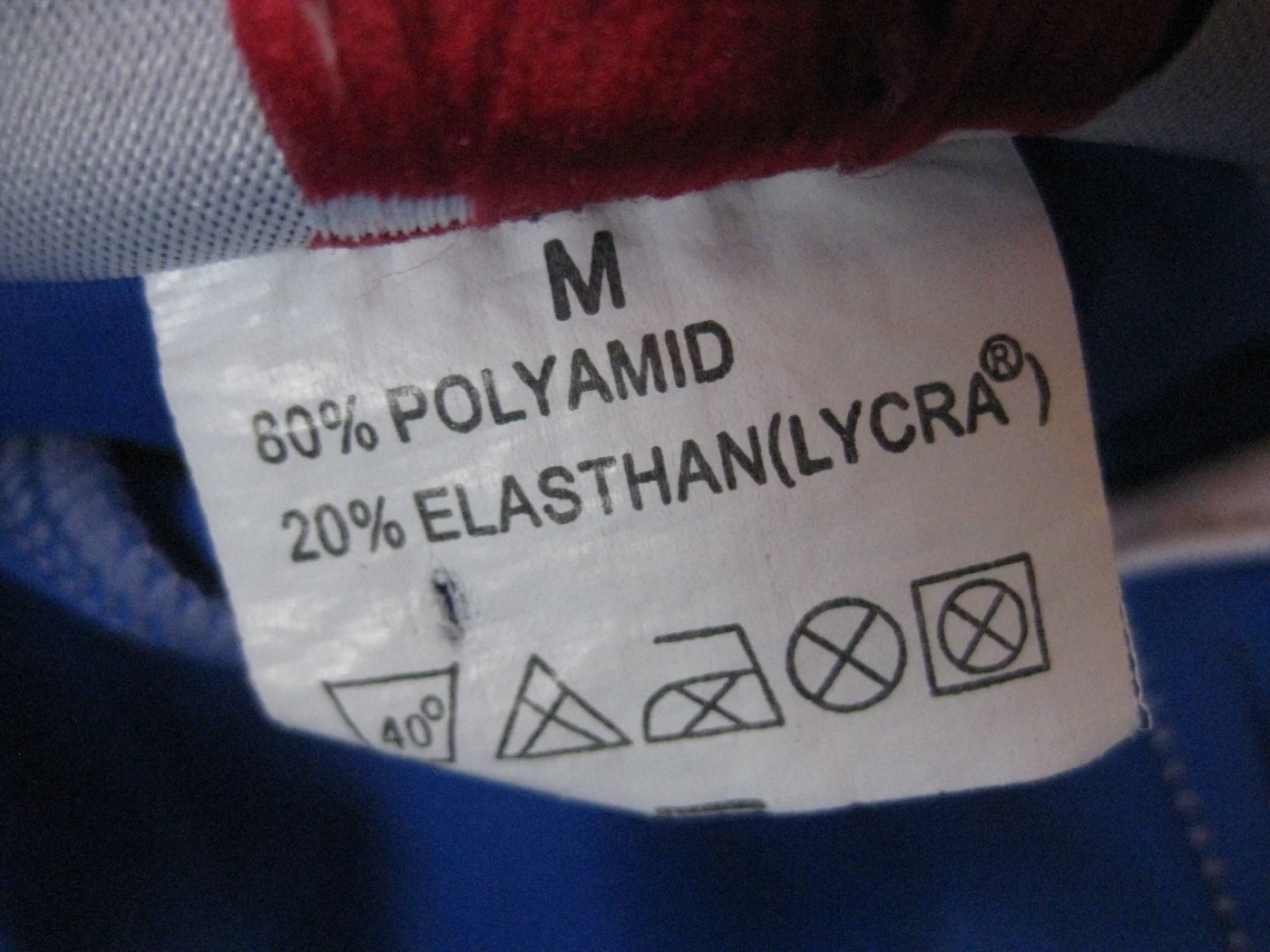 1. Pantaloni Bicycle Holidays