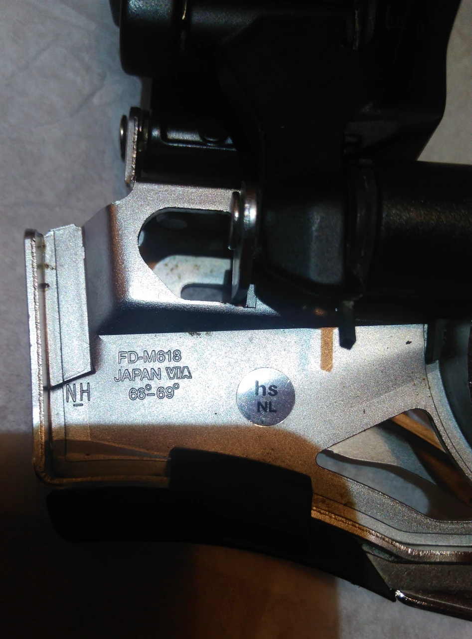 4. Schimbator foi Shimano FD-M618 direct mount