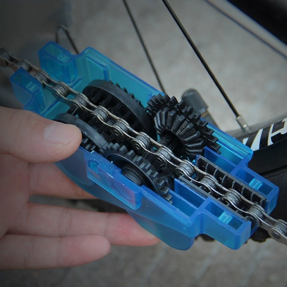 4. Aparat de curatare / gresare lant bicicleta