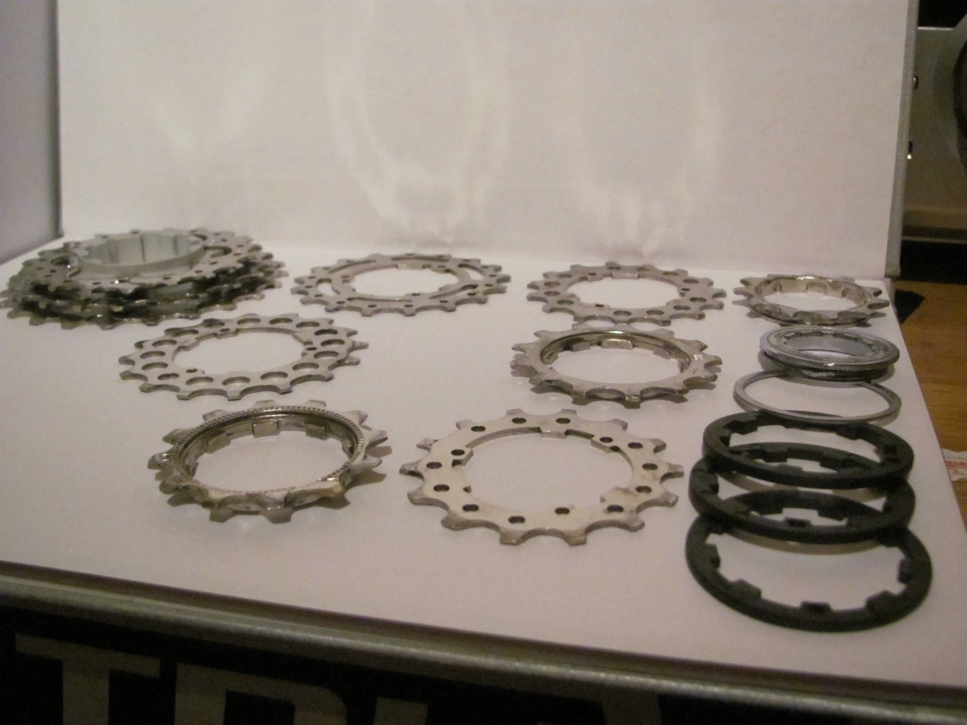 1. Set pinioane Shimano 105 -5600