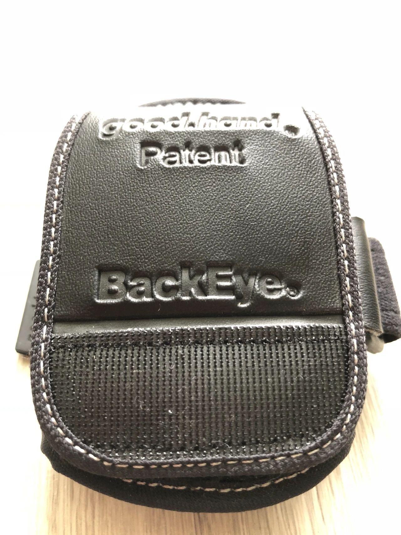 1. Oglinda BackEye