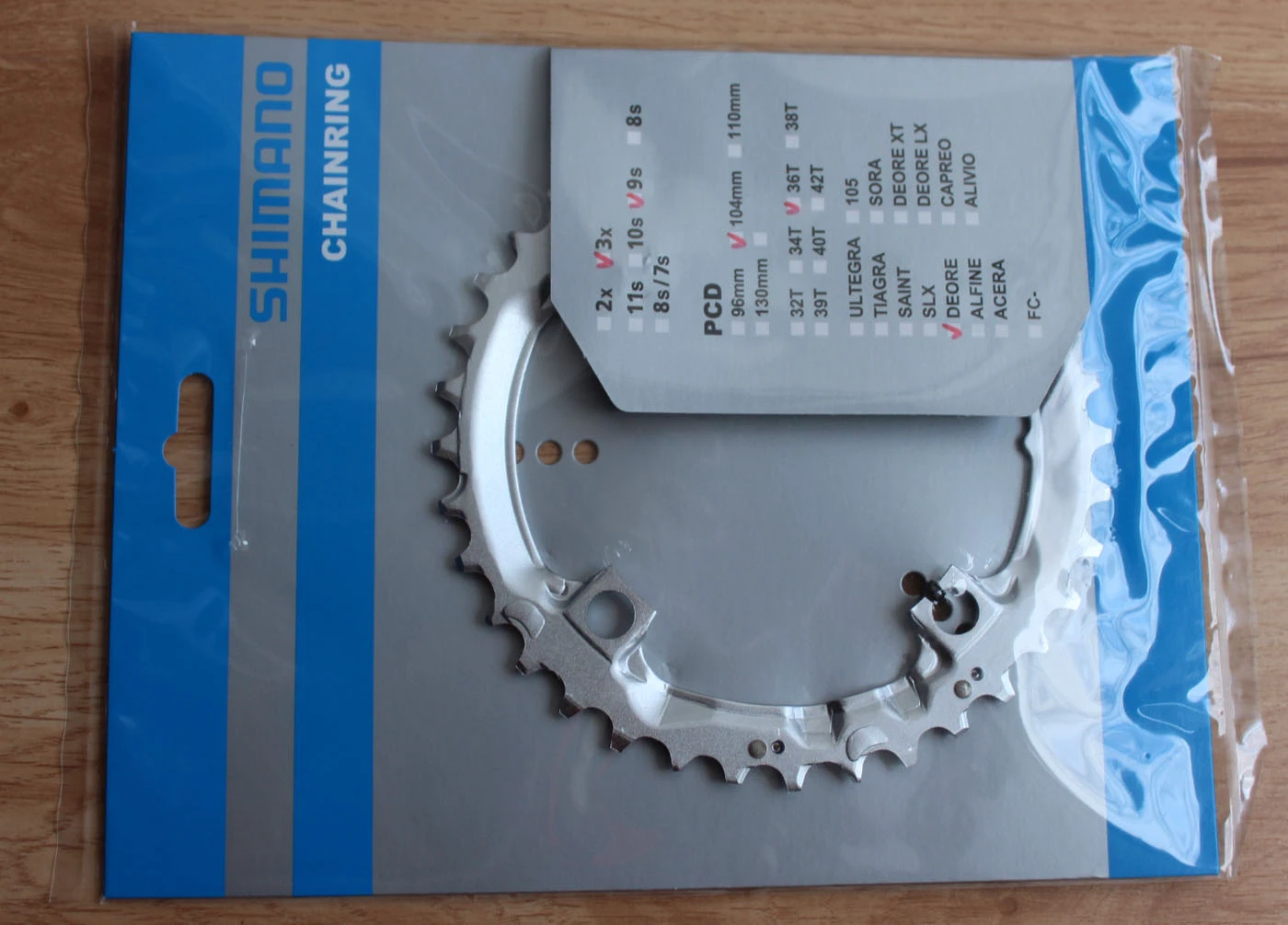 1. Shimano Deore 36t. 104mm BCD 9-vit.