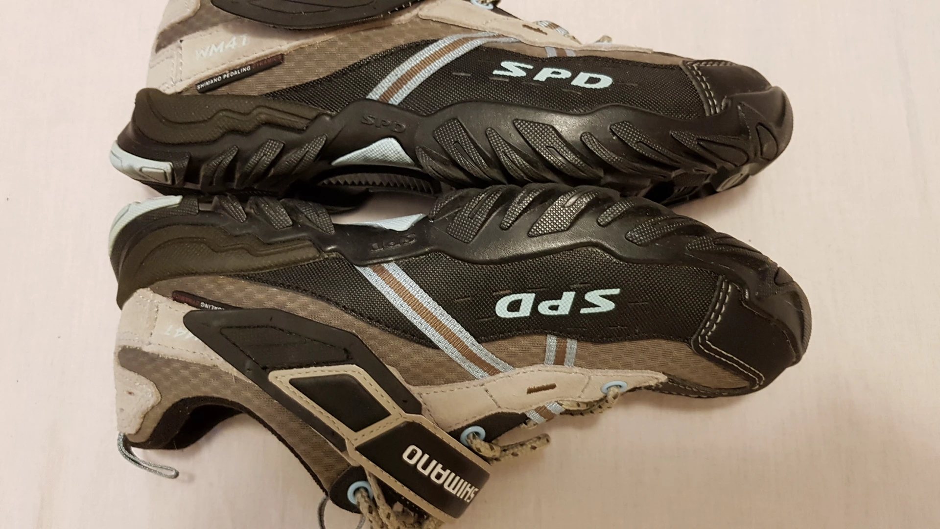 1. Pantofi MTB Shimano