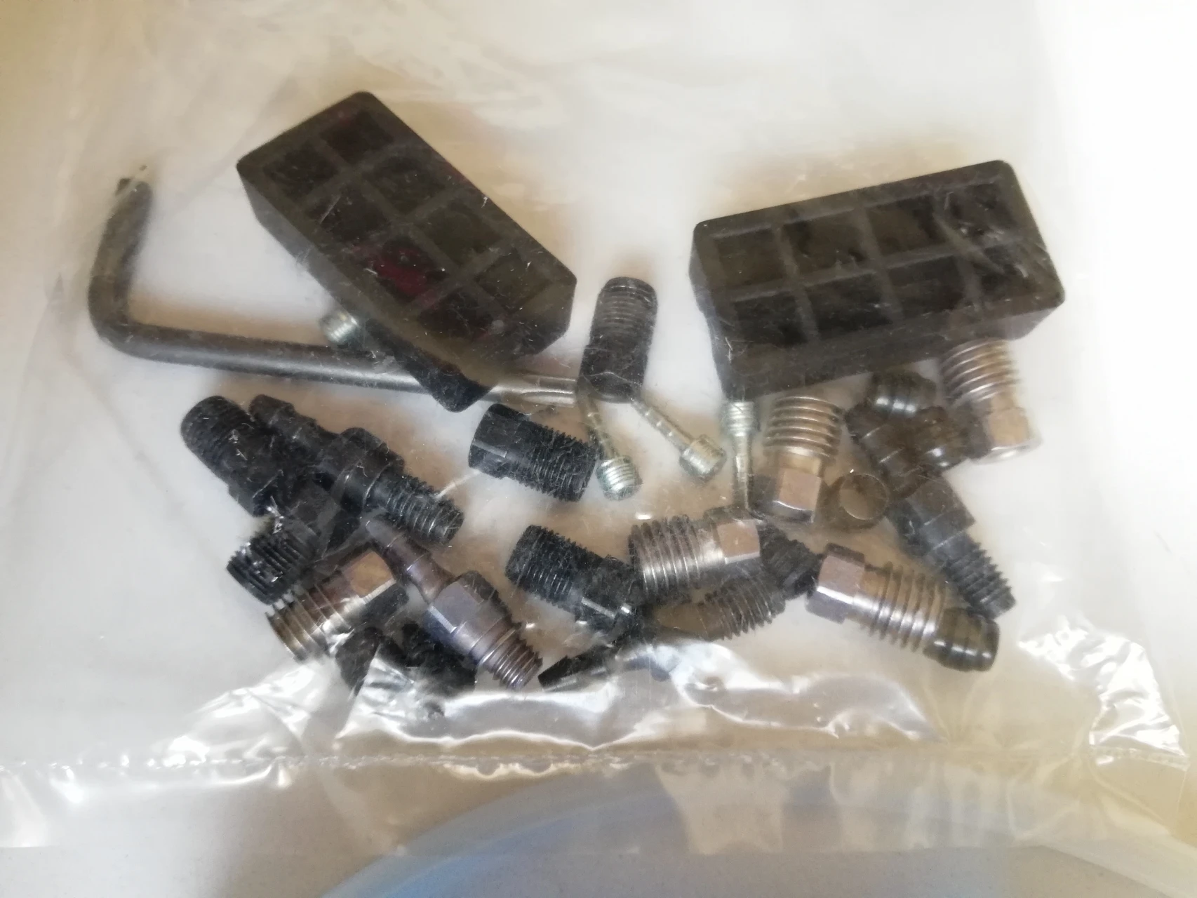 1. Mini kit de service Magura pt frane