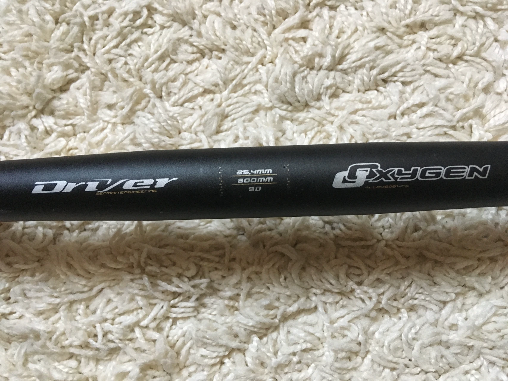 3. Ghidon Oxygen Driver, flatbar (rise 0mm), back sweep 6, prindere 25.4mm, 600mm
