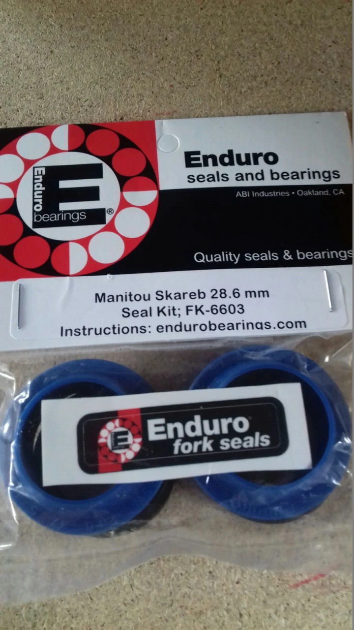 2. Set Simeringuri Furcă Enduro | FK-6603 Manitou Skareb 28,6 mm | EB8406