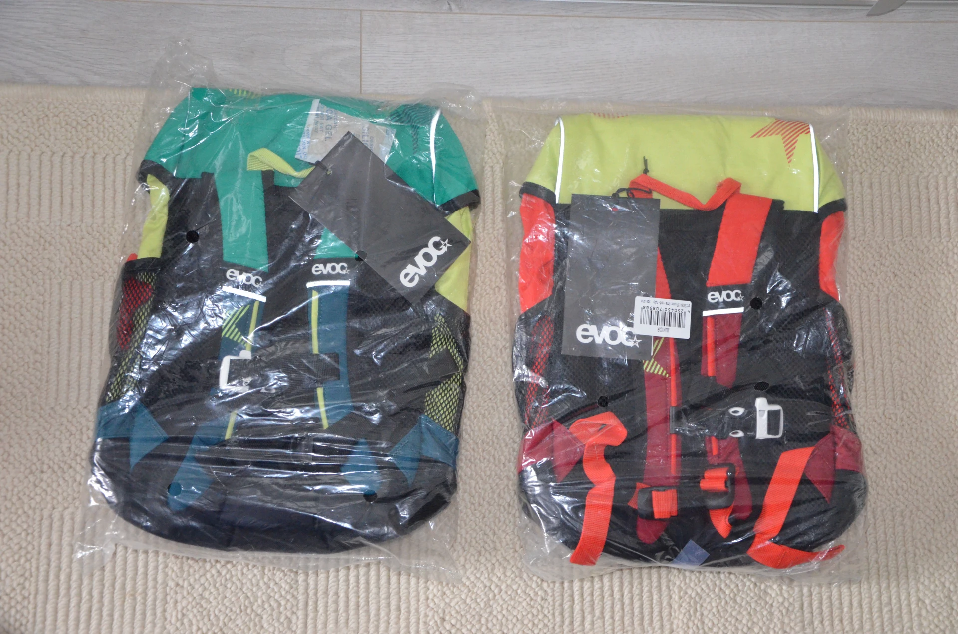 5. NOU! Rucsac pentru copii EVOC Junior Race Bag