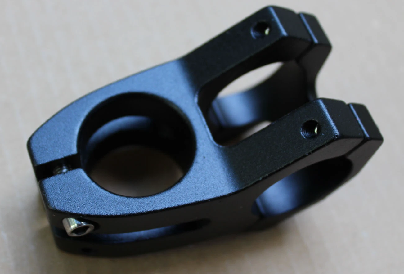 3. Wake pipa bicicleta 45mm - 31.8mm negru